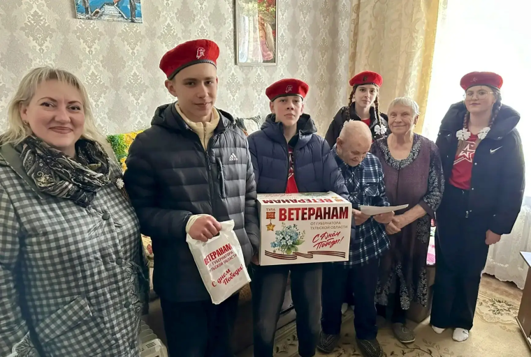 Донской стартовал с поздравлений для ветеранов! ❤.